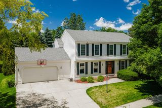 3106 Fox Ridge DRIVE, Waukesha, WI 53189