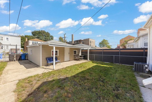 5412 W Henderson Street, Chicago, IL 60641