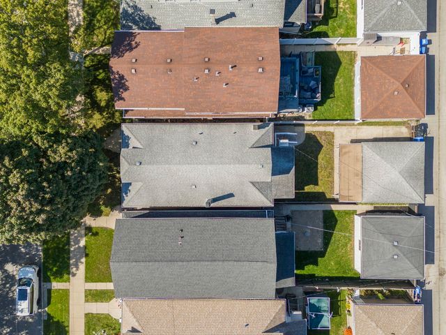 5412 W Henderson Street, Chicago, IL 60641