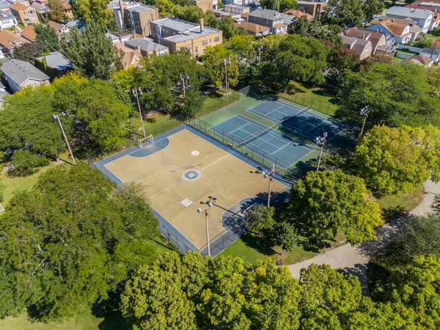 5412 W Henderson Street, Chicago, IL 60641