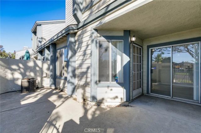 9013 Buckles Street, Downey, CA 90241