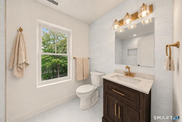 115 Ridge Park Avenue, Stamford, CT 06905