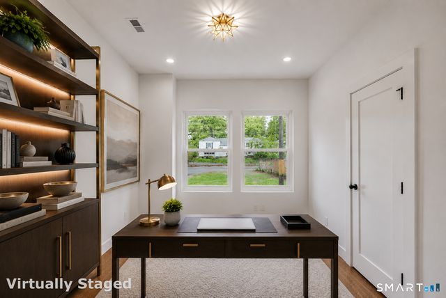 115 Ridge Park Avenue, Stamford, CT 06905