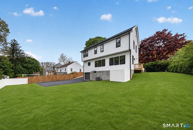 115 Ridge Park Avenue, Stamford, CT 06905