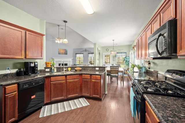 10490 Sunflower Drive, Conroe, TX 77318