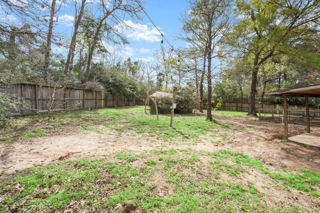 10490 Sunflower Drive, Conroe, TX 77318