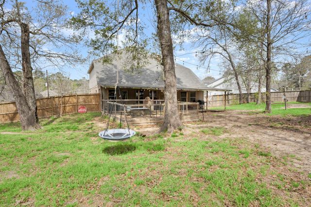 10490 Sunflower Drive, Conroe, TX 77318