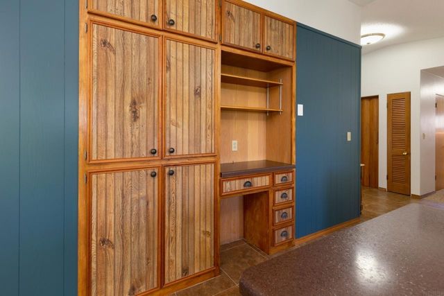 412 Dickens, Parkersburg, IA 50665