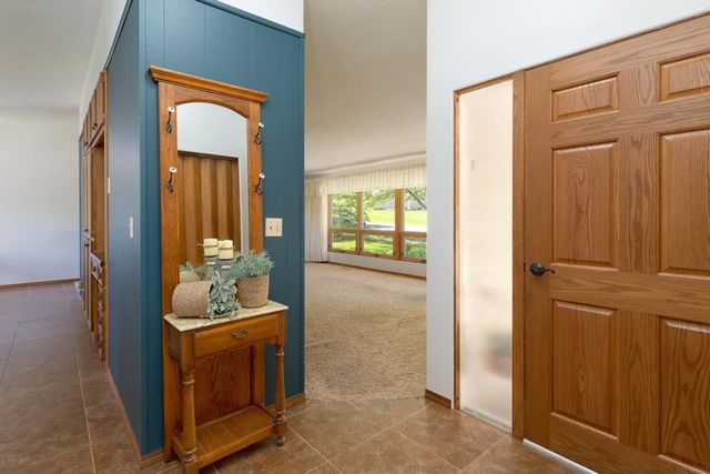 412 Dickens, Parkersburg, IA 50665