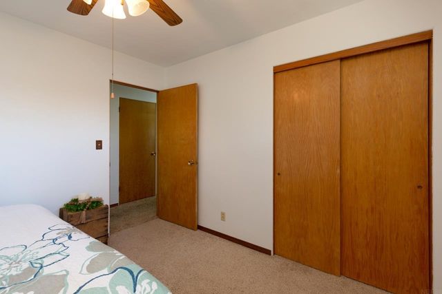 412 Dickens, Parkersburg, IA 50665