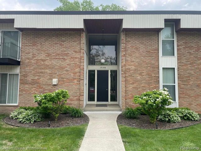 4190 Rochester Road 112, Royal Oak, MI 48073