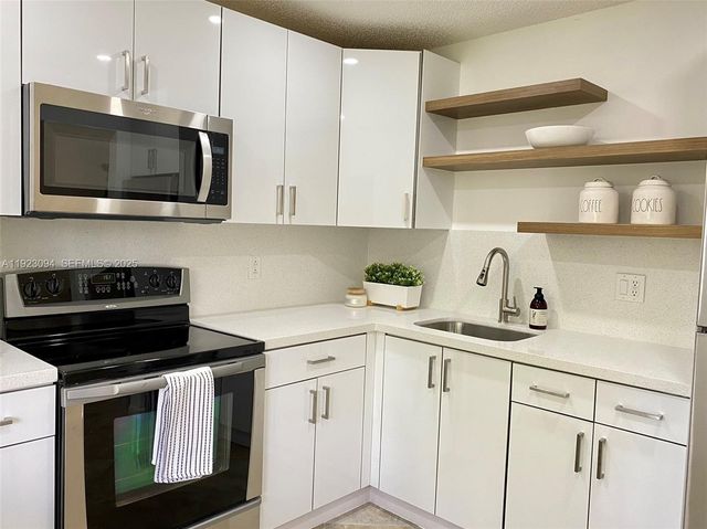 2436 NW 49th Ter 4329, Coconut Creek, FL 33063