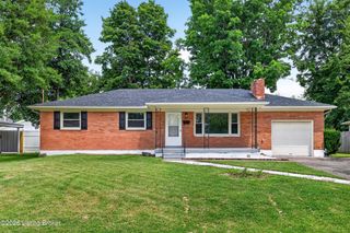 3237 Greendale Dr, Louisville, KY 40216