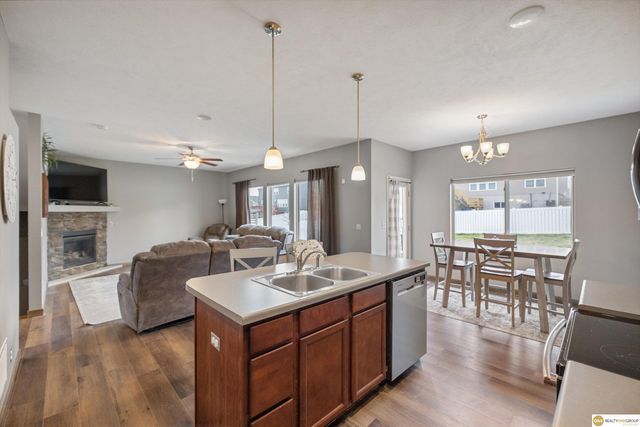 8820 N 156 Avenue, Bennington, NE 68007