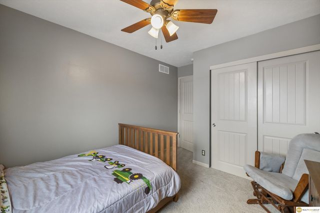 8820 N 156 Avenue, Bennington, NE 68007