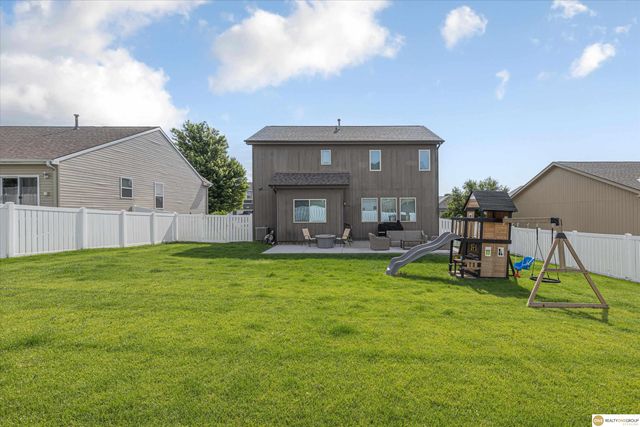 8820 N 156 Avenue, Bennington, NE 68007