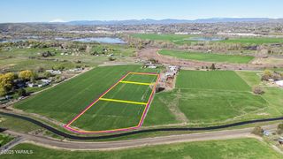 E NNA Selah Rd, Yakima, WA 98901