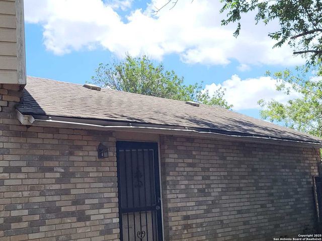 201 DOWNSHIRE DR, San Antonio, TX 78216