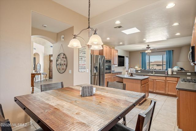 8175 N Night Pony Drive, Tucson, AZ 85743