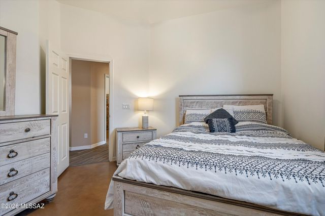 8175 N Night Pony Drive, Tucson, AZ 85743