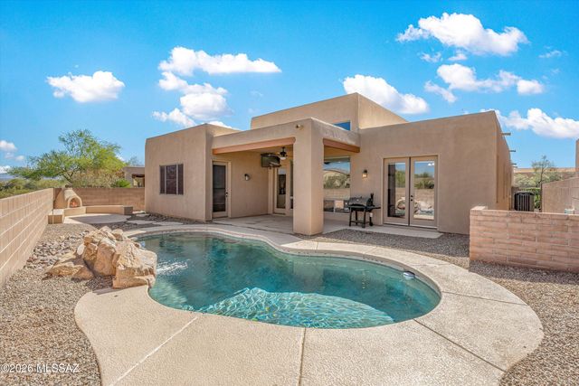 8175 N Night Pony Drive, Tucson, AZ 85743