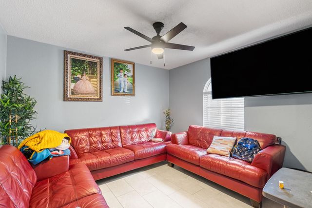 7838 Breezeway Street, Houston, TX 77040