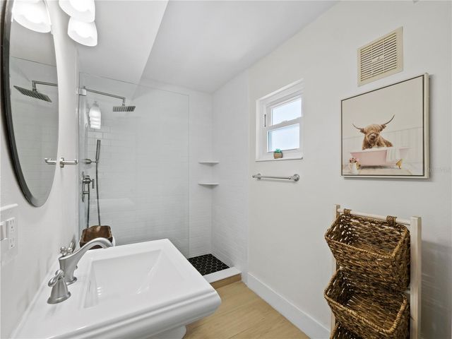 2850 GULF OF MEXICO DRIVE 5, Longboat Key, FL 34228