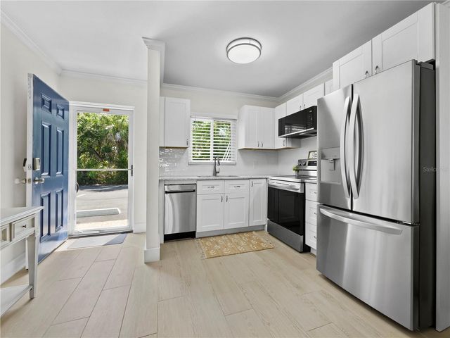 2850 GULF OF MEXICO DRIVE 5, Longboat Key, FL 34228