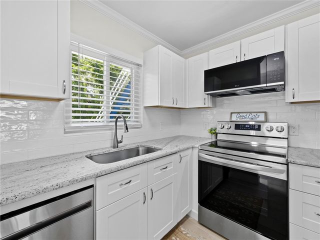 2850 GULF OF MEXICO DRIVE 5, Longboat Key, FL 34228