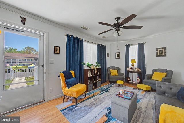 6305 PALMER AVE, Mays Landing, NJ 08330