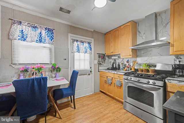 6305 PALMER AVE, Mays Landing, NJ 08330
