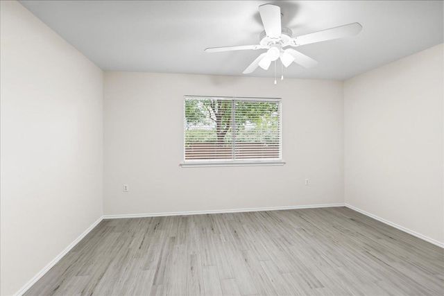 104 Whitewing WAY, Georgetown, TX 78633