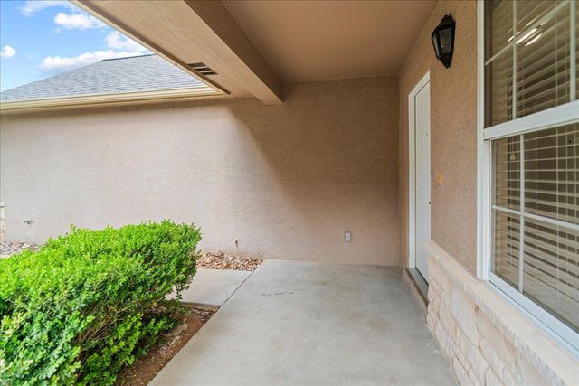 104 Whitewing WAY, Georgetown, TX 78633