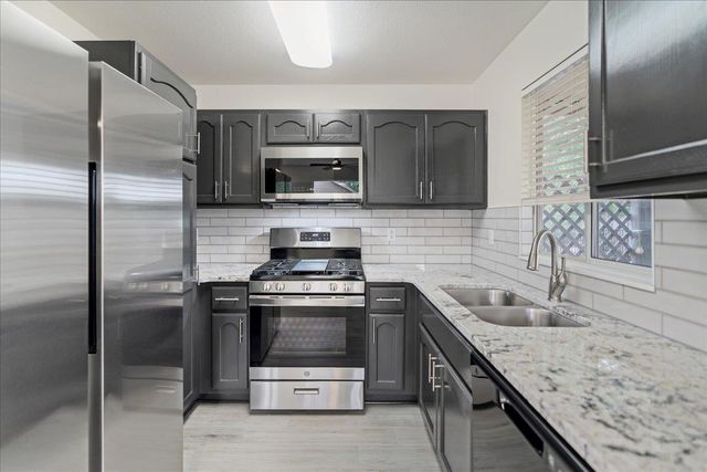 104 Whitewing WAY, Georgetown, TX 78633