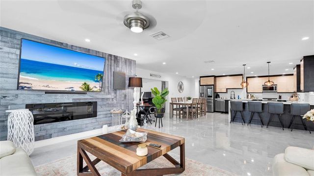 6290 W 16th Avenue, Hialeah, FL 33012