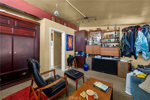 1284 Sagamore Lane, Ventura, CA 93001