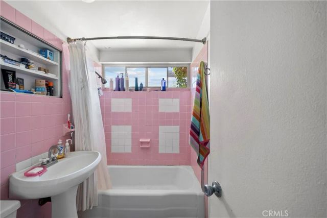 1284 Sagamore Lane, Ventura, CA 93001