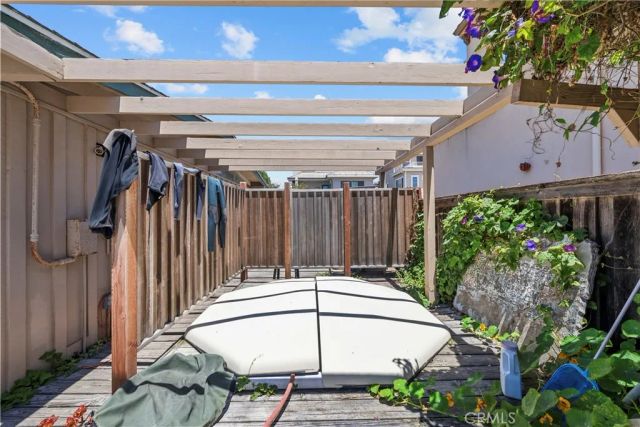1284 Sagamore Lane, Ventura, CA 93001