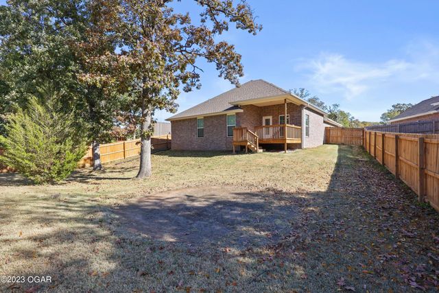 722 Kara Lane, Carl Junction, MO 64834