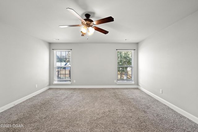 722 Kara Lane, Carl Junction, MO 64834