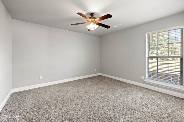 722 Kara Lane, Carl Junction, MO 64834