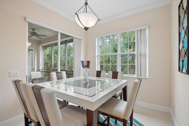 12767 NW 83rd Court 24-e, Parkland, FL 33076