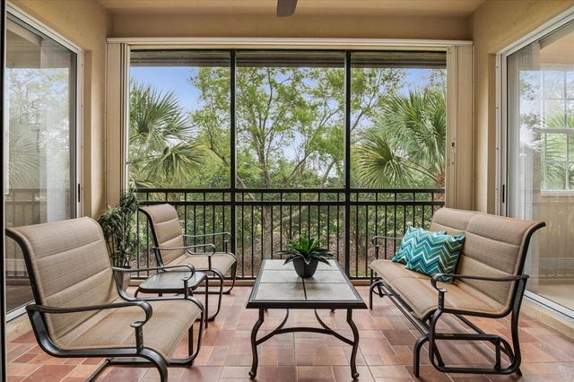 12767 NW 83rd Court 24-e, Parkland, FL 33076
