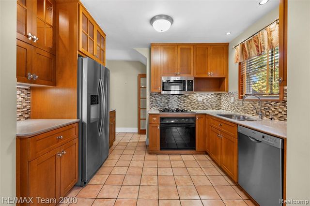 307 Tannahill Street, Dearborn, MI 48124