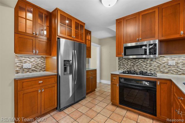 307 Tannahill Street, Dearborn, MI 48124