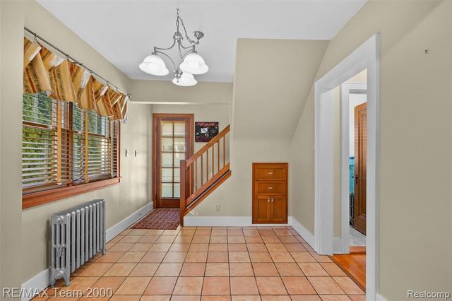 307 Tannahill Street, Dearborn, MI 48124