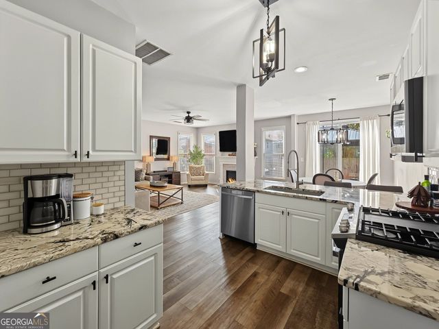 314 Mirramont Court, Woodstock, GA 30189