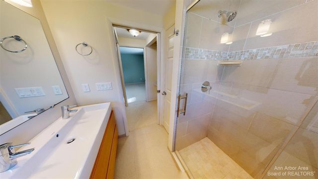 2235 Prairie Street, Ann Arbor, MI 48105