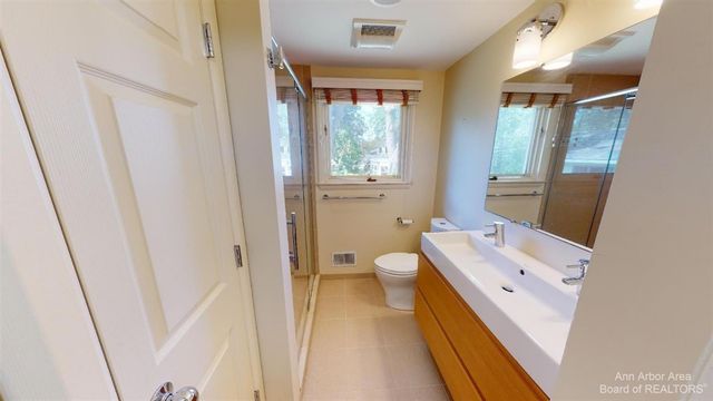 2235 Prairie Street, Ann Arbor, MI 48105