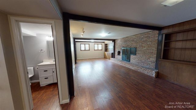 2235 Prairie Street, Ann Arbor, MI 48105